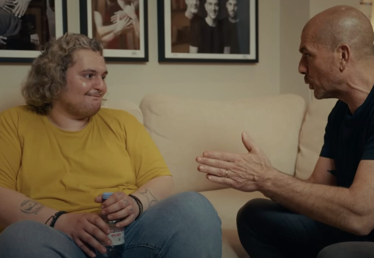 Andrea Alongi potrà tornare a sorridere: il poliambulatorio Righi-Elia di Parma e Idi Evolution gli offrono cure dentarie gratuite